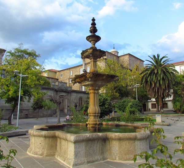 ourense-vista-de-fuente-plaza
